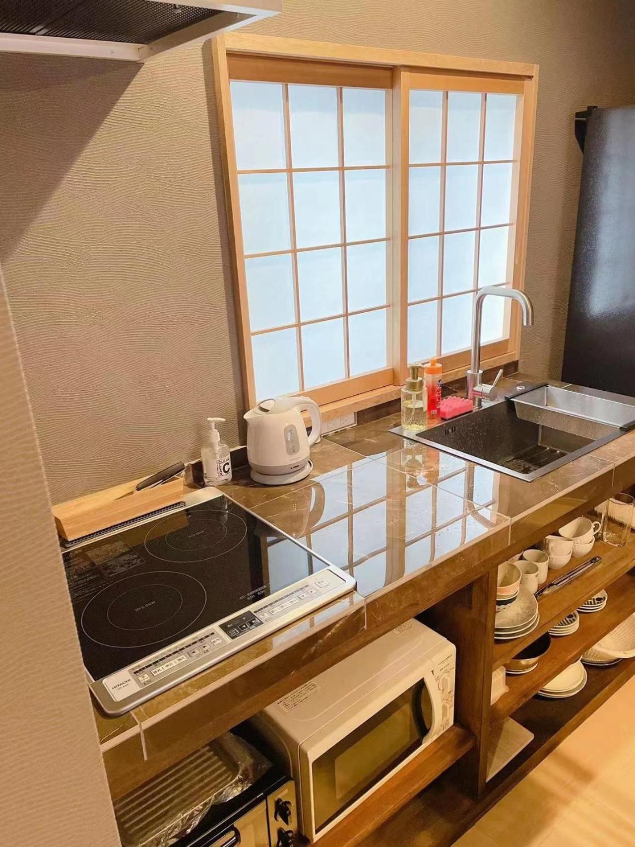 静響の宿 Silent Echo Inn Осака Екстер'єр фото